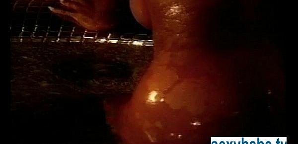  Ebony pornstar shows off her big boobs